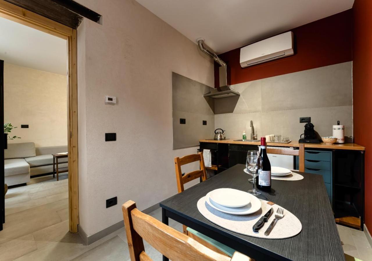 Residence La Corte - Bilocale 3 Novara Bagian luar foto